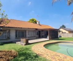 House for sale in Brackendowns