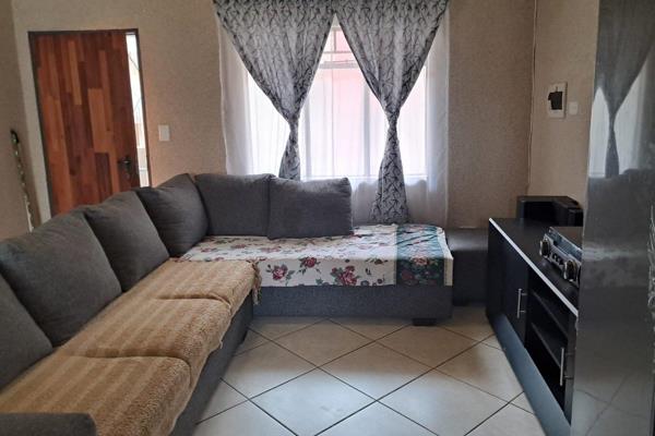 A comfortable living space, well-maintained development located behind the popular Jabulani Mall. Ideal for first-time buyers, young ...