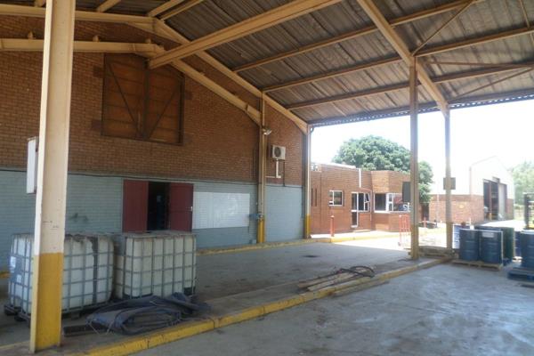 Wash bay for trucks, with large open yard space for parking and office space available

Close to R59 Highway, near Johan Le Roux off ...