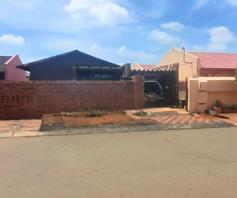 House for sale in Protea North