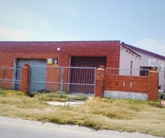 House for sale in Zwide