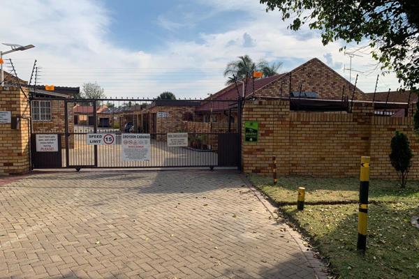 A spacious 2 bedroom house with a private garden fitted with a braai is available immediately. 

This beautiful apartment is inside a ...