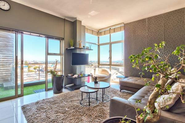 Welcome to Upper Eastside, where luxury meets contemporary convenience in the heart of Salt River’s thriving transformation. This ...