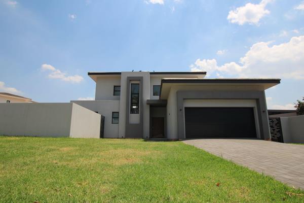 Sophisticated and Stylish – A Rare Gem in Upper St Andrews

This brand-new, ultra-modern double-storey cluster home exudes elegance ...