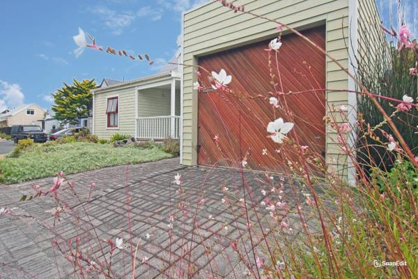 Step inside this delightful Nutech home and be welcomed by a warm and inviting open-plan ...