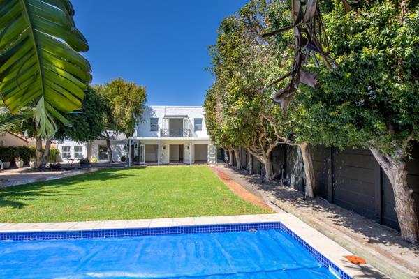 Discover the epitome of comfort and style in this beautifully maintained family home, now available for rent in Tokai. 

Boasting 5 ...