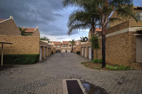 2nd Floor unit in a secure complex. 
Close to N14 Krugersdorp Highway &amp; R55 and ...