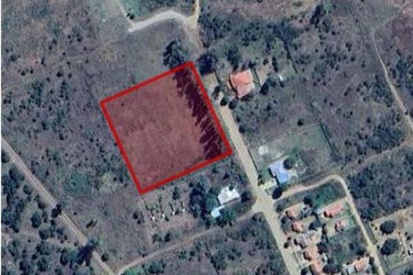 Vacant land available for building a dream home, measuring 8922 m2 in Rodean Township. Suitable for residential development or ...