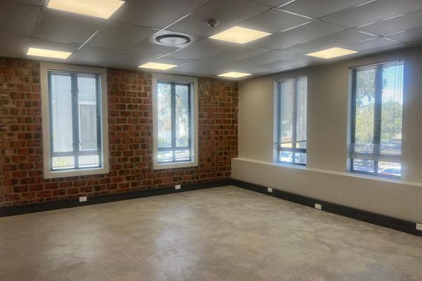 Located in the Historical district of Paardevlei
Rental reduced for October 2024

Located on the first floor
Open plan corner ...