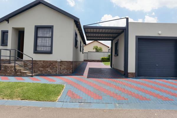 This is a well maintained home in a clean peaceful estate. This home has 3 bedrooms, 1 bathroom, a modern open plan kitchen with an ...