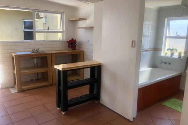 1-Bedroom Flat for Rent – Separate Entrance in Avondale, Parow

Available for rent ...