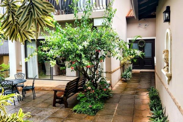 Exclusive Mandate. This charming split level home is located in the sought after Ballito ...