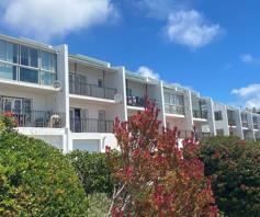 Townhouse for sale in Simons Town Central