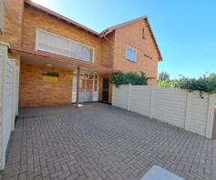 Apartment / Flat for sale in Stilfontein Ext 3