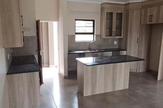 2 Bedroom House for sale in Ngwenya River Estate