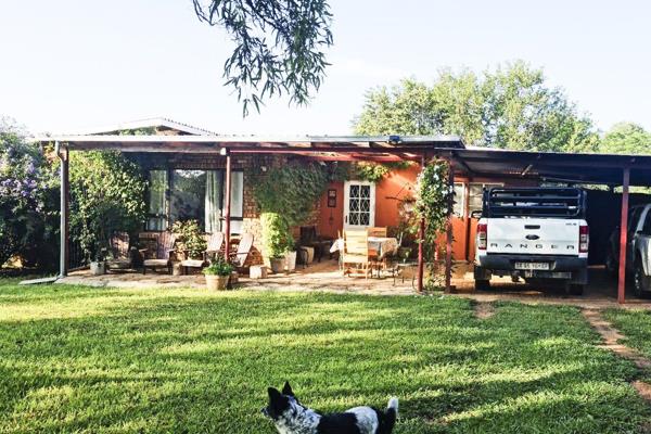 Situated in Hekpoort in the Hartebeesfontein Conservancy just off the R410, Tranquill ...