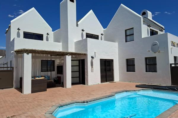 Palatial 3 bedroom house for sale in Dwarskersbos on the Cape West Coast. Location ...