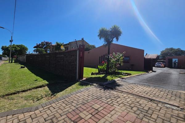 This immaculate, spacious home is ideally located in the heart of Witpoortjie, offering ...