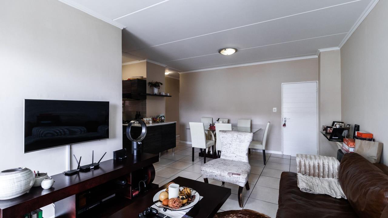 3 Bedroom Apartment / flat for sale in Equestria - 10 Grove Lane, 49 ...