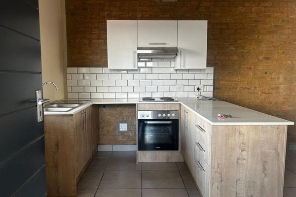 Modern 2-Bedroom Apartment for Sale in Noah Village, Kempton Park – R790,000

Ideal for first-time buyers or investors, this ...