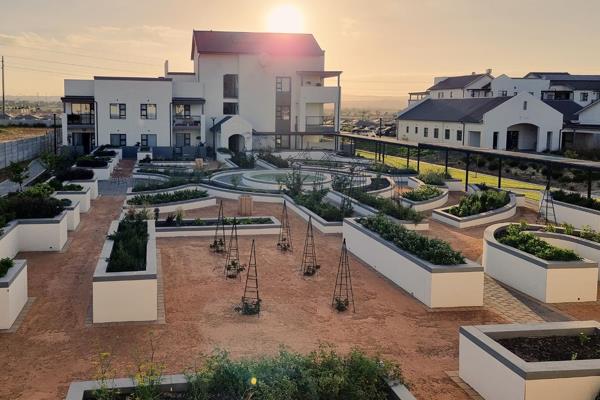 Buh - Rein Retirement Village situated in the Northern Suburbs of Cape Town( Close to Cape Gate Shopping Center )

Sectional Title Pet ...