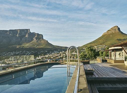 Blok offers spectacular city and mountain views from FORTYONL