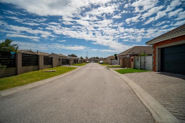 This Neat Home offers, 3 Bedrooms, 2 Bathrooms, Open Plan Lounge and Kitchen.
Patio with braai area.
Single Garage and Parking ...