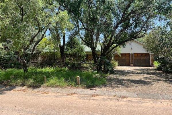 Auction – residential property
la hoff, klerksdorp

on 20 february 2025
at 11:00 at ...