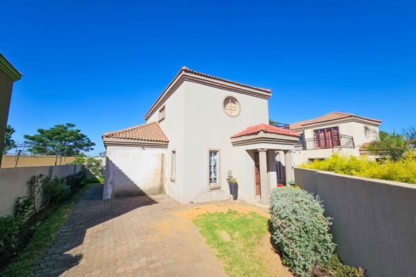 Nestled in the sought-after Brakpan North Estate. Featuring three well-sized bedrooms, the main bedroom boasts a private balcony—an ...