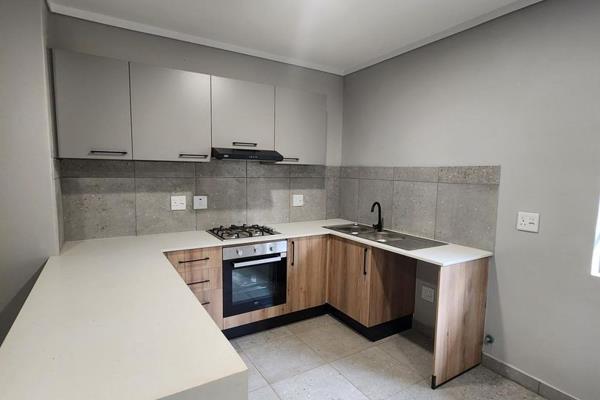 Conveniently located with easy access to the N1 highway, this 1 bedroom, 1 bathroom ...