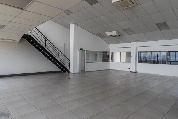 Located in the secure Kyalami Business Park, this 316sqm office offers a prime position ...