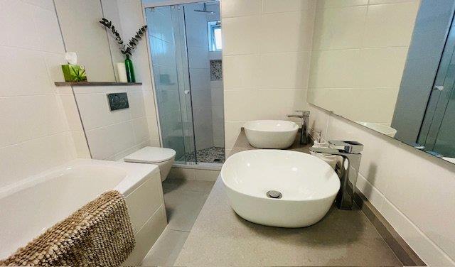 Photo of 2 Bedroom Apartment / flat to rent in Plettenberg Bay Central