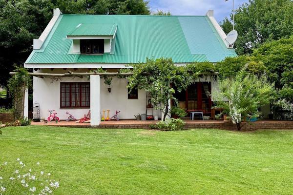 Discover this beautiful home set on a spacious 3011 sqm stand, offering a serene countryside ambiance with breathtaking mountain views ...