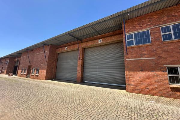 Prime Industrial Warehouse in a secure industrial park in Boksburg Hughes
This 3,064 m2 ...