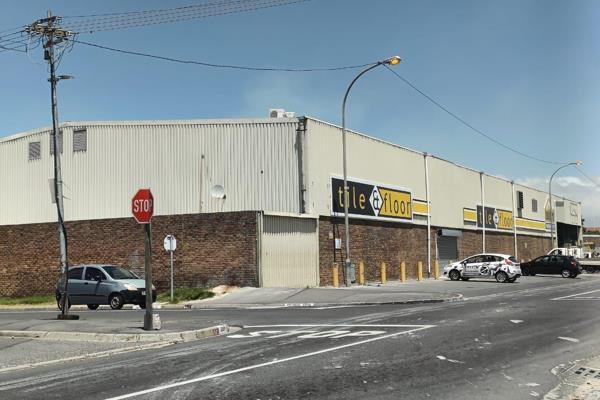 This spacious warehouse building, located in the heart of Parow Valley, offers ample ...