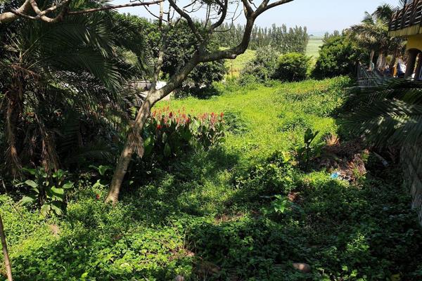 An opportunity to own a prime piece of land in the tranquil coastal village of Tinley Manor. This 1,012 sqm vacant plot offers  inland ...