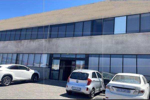 Prime Industrial &amp; Commercial Property – Kew, Johannesburg
Address: 13th Road, Kew, Johannesburg
Price: R10,000,000
An excellent ...