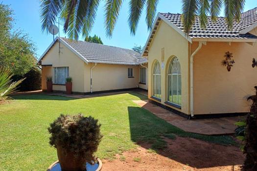 3 Bedroom House for sale in Helikonpark