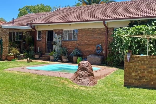 Your Dream Home in Dennesig

Nestled on one of Dennesig’s most picturesque streets, this thoughtfully designed property effortlessly ...