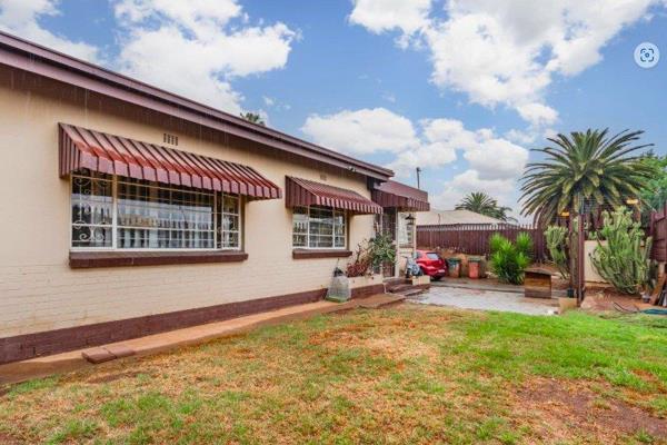 3-Bedroom Home with Business Potential in Florentia, Alberton 

This spacious and well-maintained property is an excellent investment ...