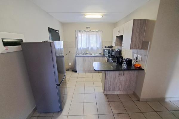 Lemon Tree Apartments is located 7min from The Grove Mall and is accessed via Albertus ...