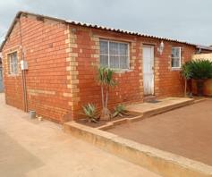 House for sale in Naledi