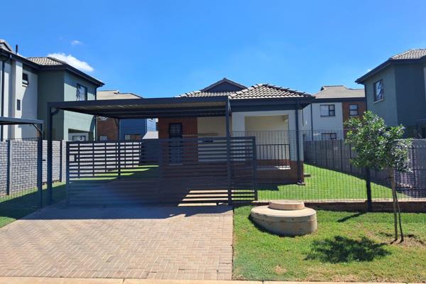 Nestled in the hilly hills of Elandspoort this 3 bedroom two bathroom is exactly what ...