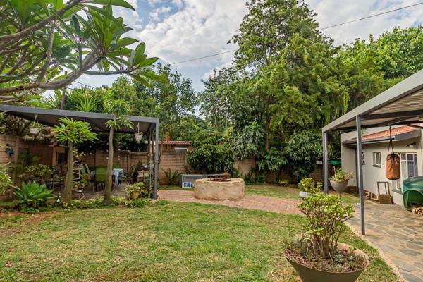 Your Dream Home in Constantia Park – Prime Location &amp; Endless Possibilities! This exceptional property offers the perfect blend of ...