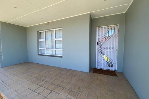 3 Bedroom House for sale in Klipkop