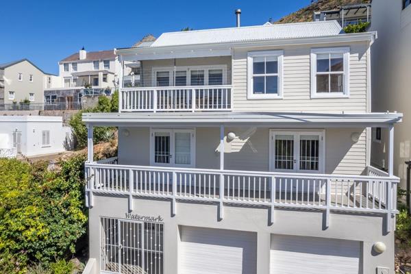 Nestled in one of Simon&#39;s Town&#39;s most sought-after locations, this 3 Level ...