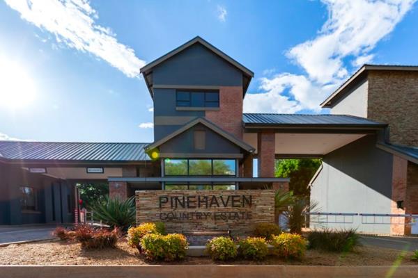 Build your dream home in Pinehaven Country Estate

The purchase price will include:
* ...