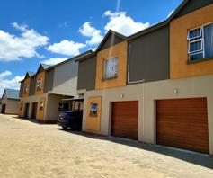 Townhouse for sale in Eagles Crest