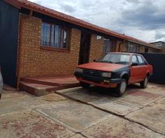 House for sale in Naledi