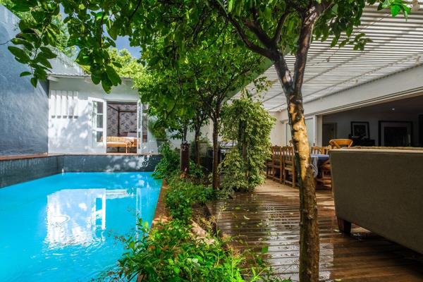 Asking R3 600 000

This unique space is set in one of the most secret and special enclaves in Johannesburg that is known as ...